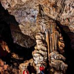 Explora la Cueva de los Riscos de Santiago